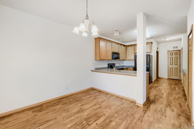 6778 Pine Crest Trail S, Cottage Grove, MN 55016