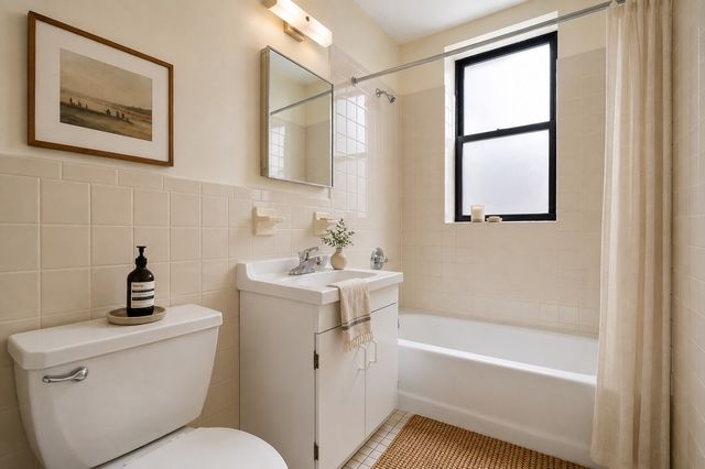123 E 102nd St Apt 6B, New York City, NY 10029
