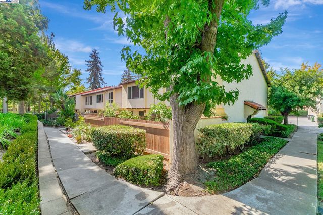 1962 Briscoe Ter, Fremont, CA 94539
