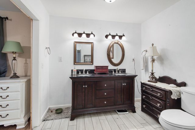 247 NE Highway Avenue, Fort Walton Beach, FL 32547