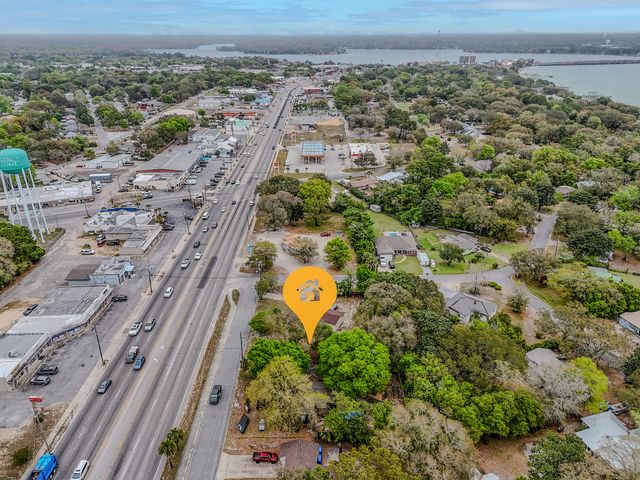 247 NE Highway Avenue, Fort Walton Beach, FL 32547