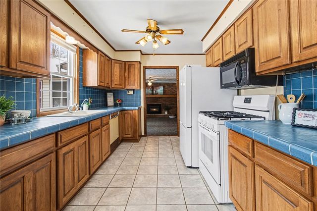 5691 Lincoln Road, Ontario, NY 14519