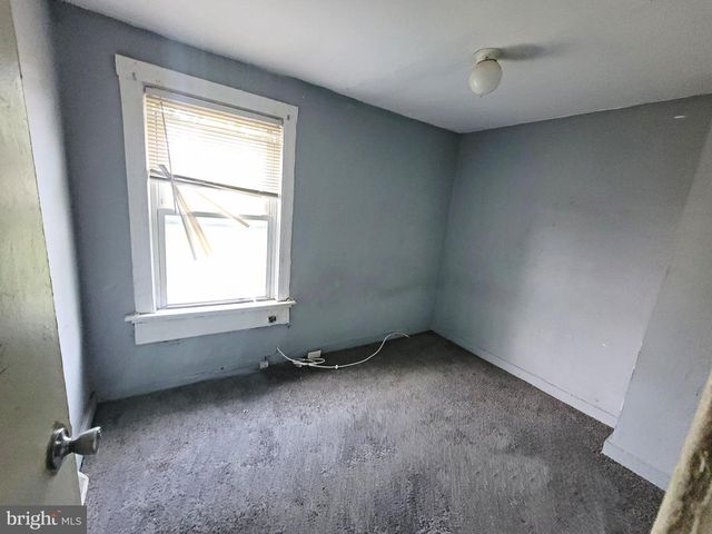 1534 N CAREY ST, Baltimore, MD 21217