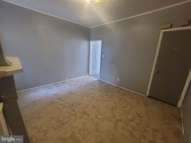 1534 N CAREY ST, Baltimore, MD 21217