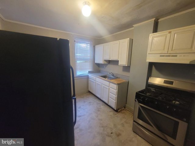 1534 N CAREY ST, Baltimore, MD 21217