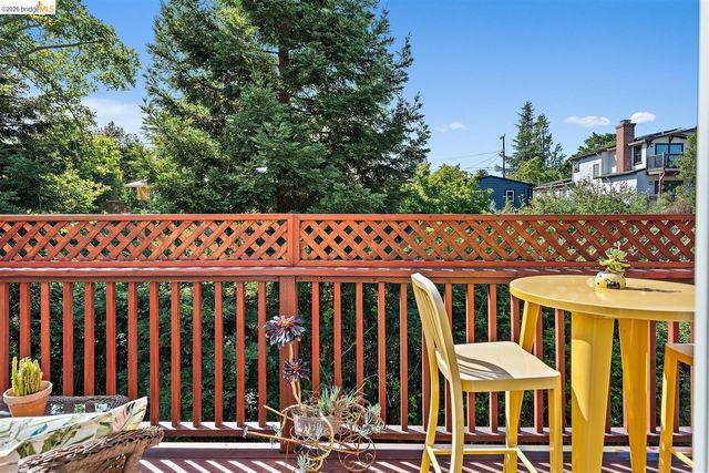 3687 Maple AVE 9, Oakland, CA 94602