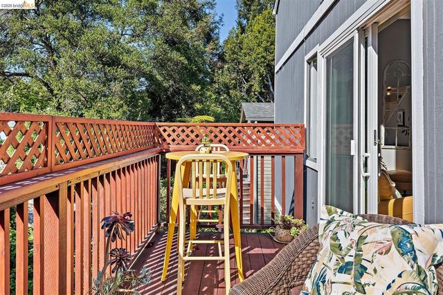 3687 Maple AVE 9, Oakland, CA 94602