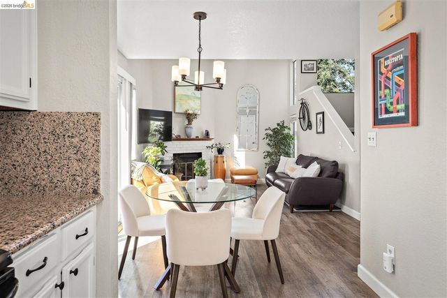 3687 Maple AVE 9, Oakland, CA 94602
