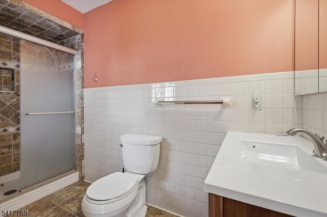 9 Henderson Hill Rd, Union Twp., NJ 08827