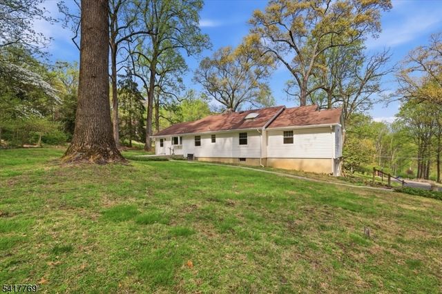 9 Henderson Hill Rd, Union Twp., NJ 08827
