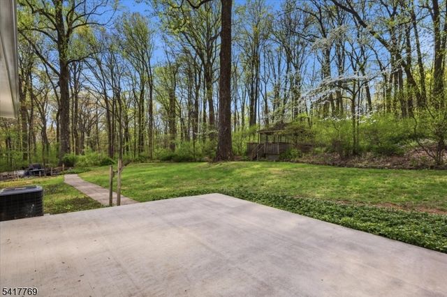 9 Henderson Hill Rd, Union Twp., NJ 08827