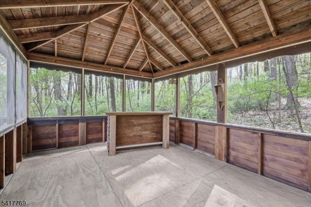 9 Henderson Hill Rd, Union Twp., NJ 08827