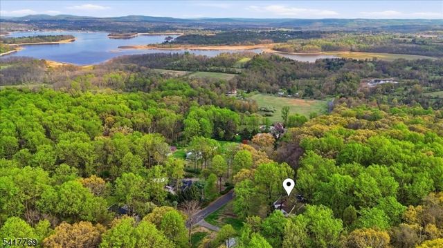 9 Henderson Hill Rd, Union Twp., NJ 08827
