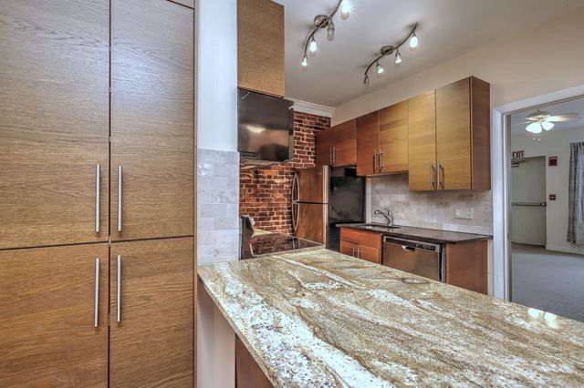 844 Grand Avenue 2, New Haven, CT 06511