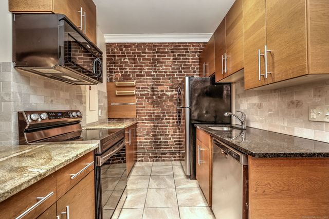 844 Grand Avenue 2, New Haven, CT 06511