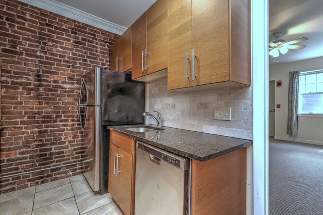 844 Grand Avenue 2, New Haven, CT 06511