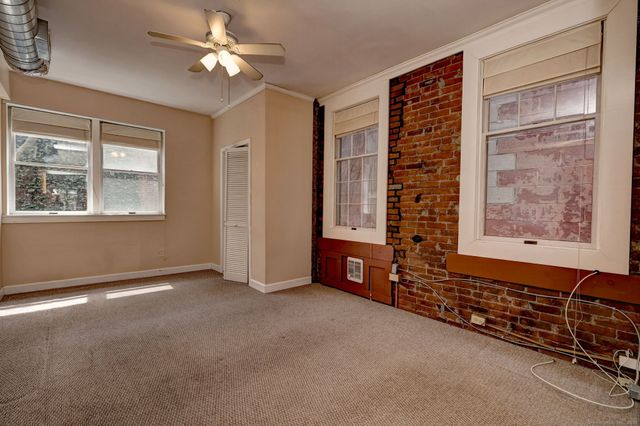 844 Grand Avenue 2, New Haven, CT 06511