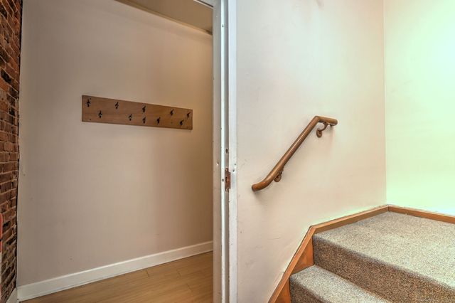 844 Grand Avenue 2, New Haven, CT 06511