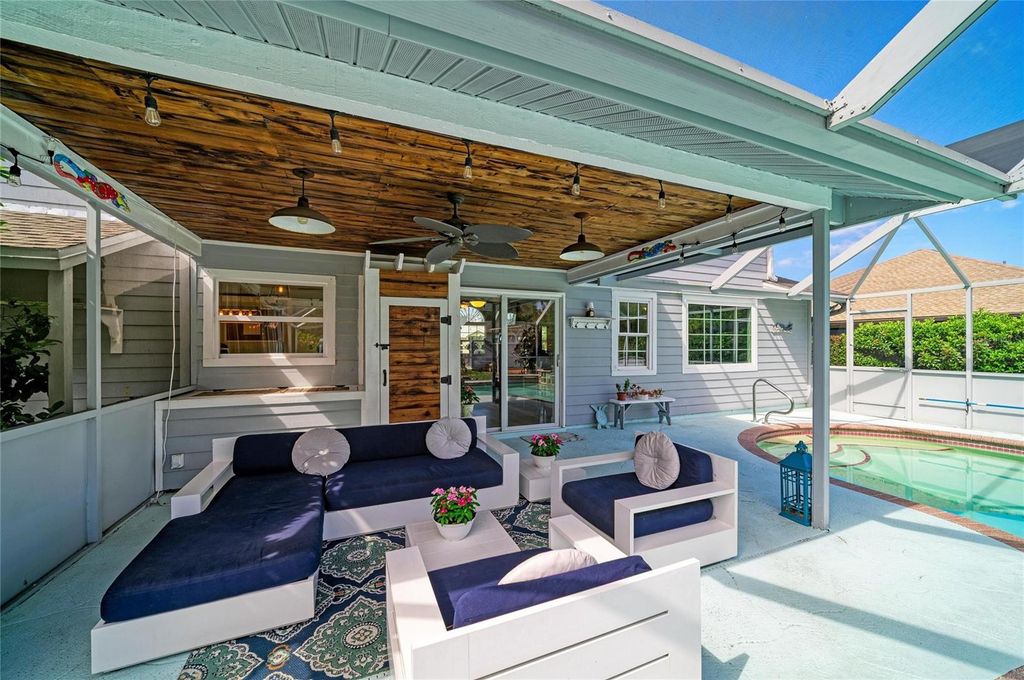 Image 28 of property listing at 238 WOODINGHAM TRAIL, Venice, FL 34292