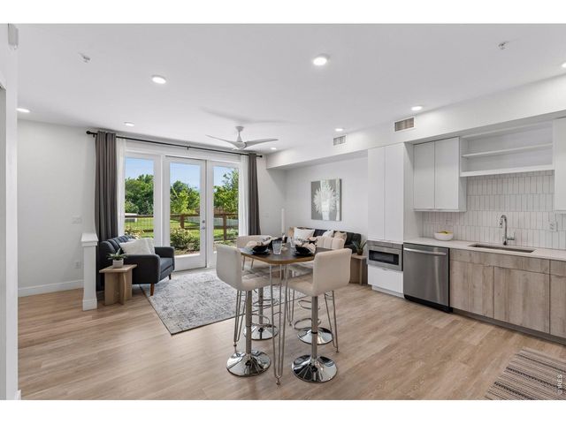 3261 Airport Rd D-102, Boulder, CO 80301