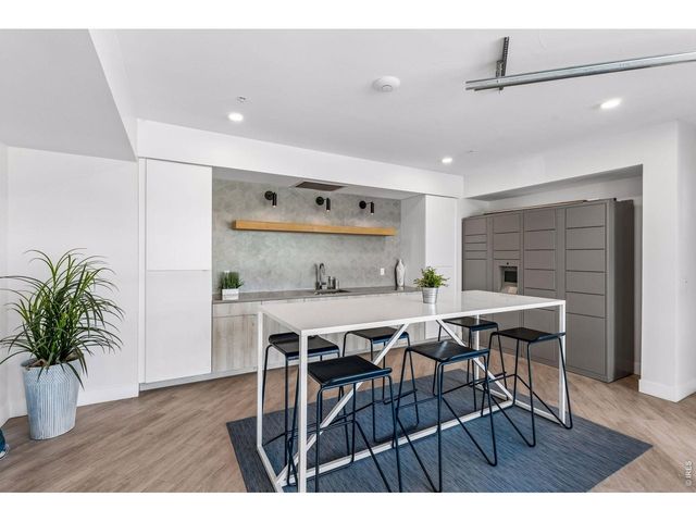 3261 Airport Rd D-102, Boulder, CO 80301