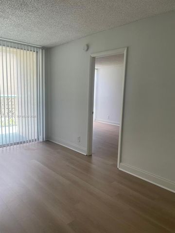 2029 NW 46th Avenue E107, Lauderhill, FL 33313