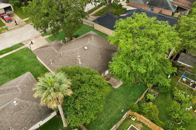 2747 Sicklepod Drive, Houston, TX 77084