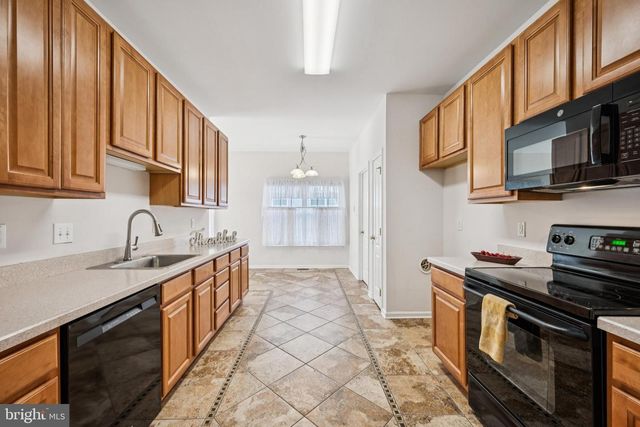 49 PINTAIL DR, Glassboro, NJ 08028