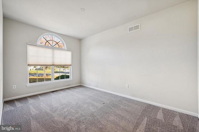 49 PINTAIL DR, Glassboro, NJ 08028