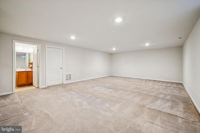 49 PINTAIL DR, Glassboro, NJ 08028