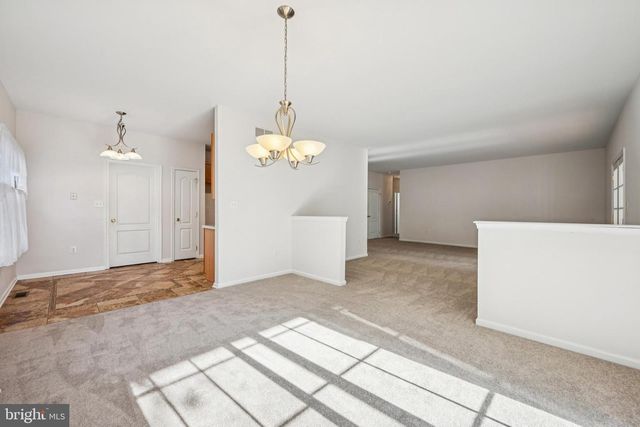 49 PINTAIL DR, Glassboro, NJ 08028