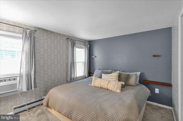 105 AUTUMN DR, Lititz, PA 17543