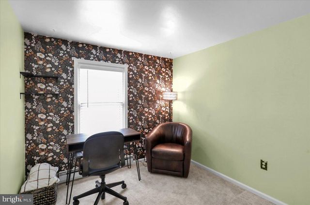 105 AUTUMN DR, Lititz, PA 17543