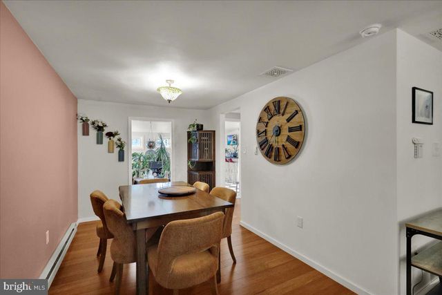 105 AUTUMN DR, Lititz, PA 17543