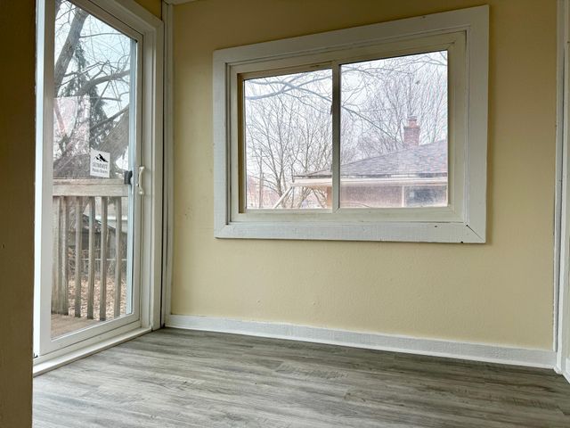 869 Lawson Avenue E, Saint Paul, MN 55106