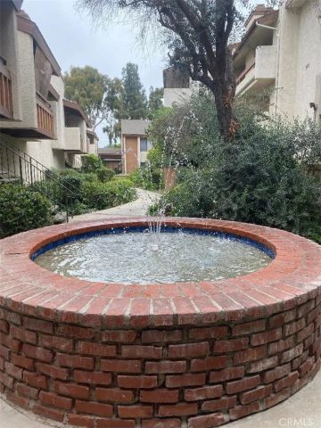 15155 Sherman Way 14, Van Nuys, CA 91405