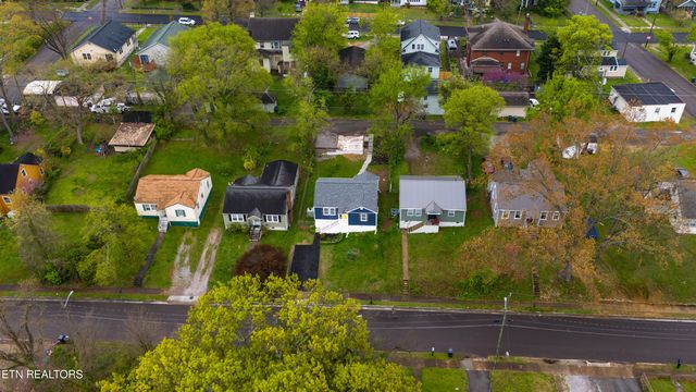 2918 Woodbine Ave, Knoxville, TN 37914