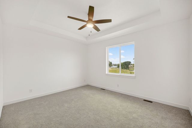 2902 Prairieside Place, Norwalk, IA 50211