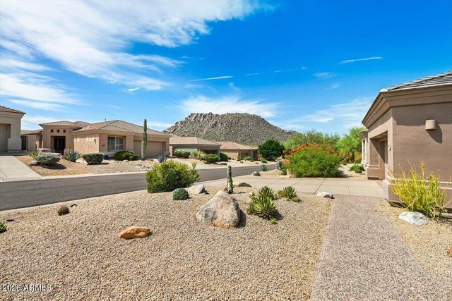 11574 E CHRISTMAS CHOLLA Drive, Scottsdale, AZ 85255