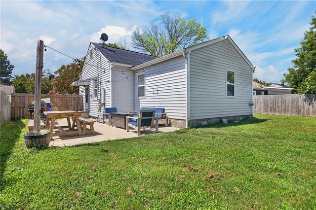 3608 Essex CIR, Norfolk, VA 23513