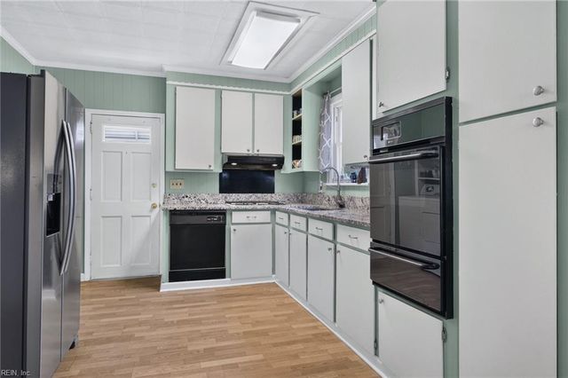 3608 Essex CIR, Norfolk, VA 23513