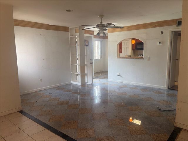 6701 Sands Point Drive 63, Houston, TX 77074