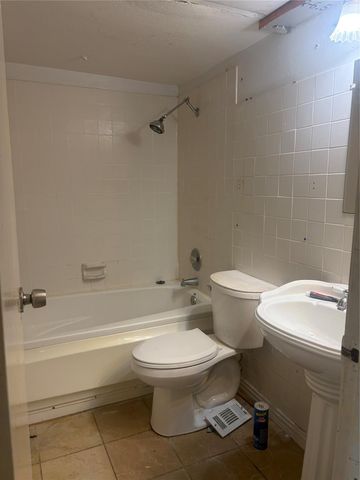 6701 Sands Point Drive 63, Houston, TX 77074