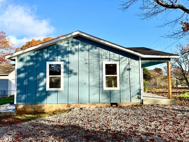 1042 N Valley Drive, Sand Springs, OK 74063