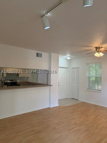 6760 W Sample Rd 6760, Coral Springs, FL 33067