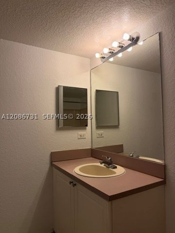 6760 W Sample Rd 6760, Coral Springs, FL 33067