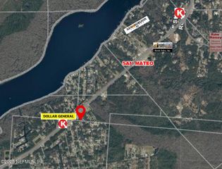 736 S HIGHWAY 17, San Mateo, FL 32187