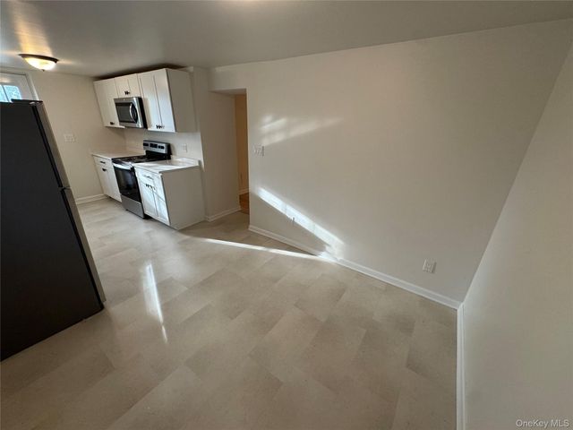 24 Vassar Street B, Poughkeepsie, NY 12601