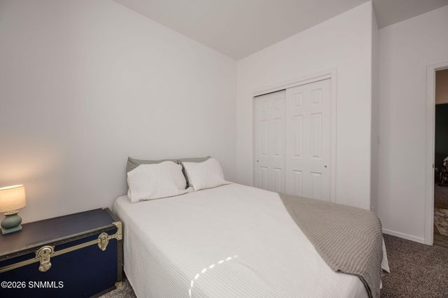 6109 Montgomery Road, Las Cruces, NM 88012