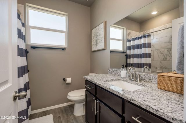 6109 Montgomery Road, Las Cruces, NM 88012